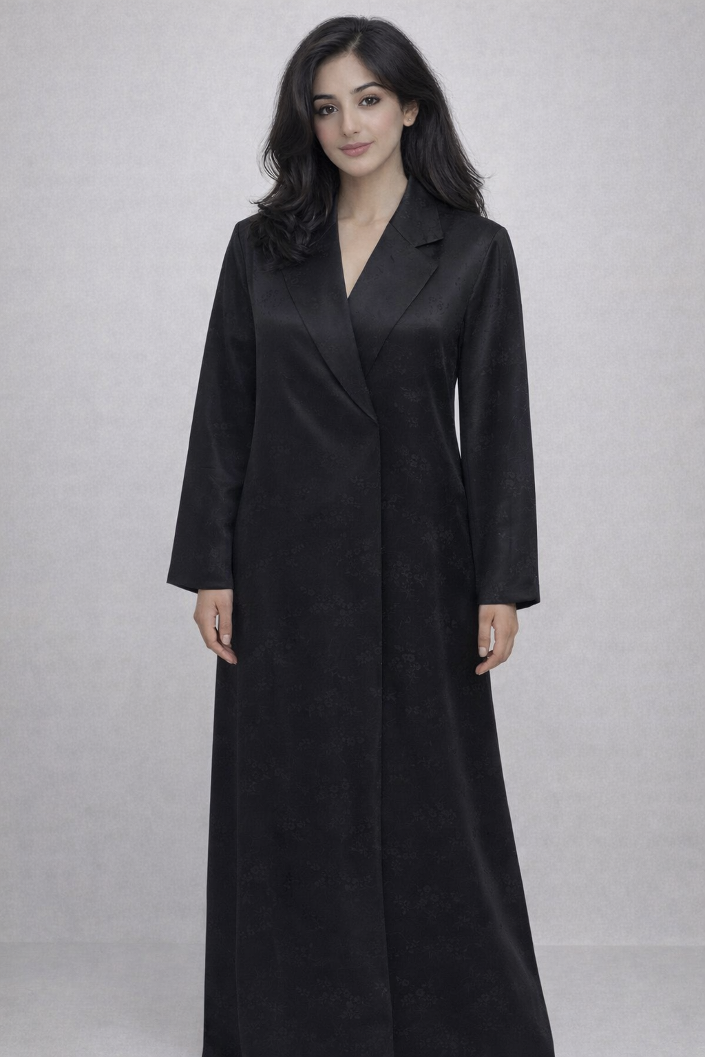 عباءة نقوش الحرير 