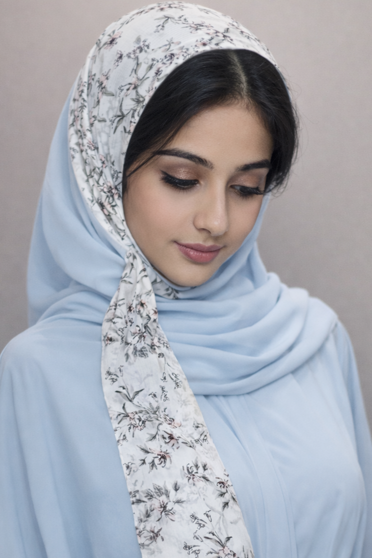 عباءة نسق المميزة